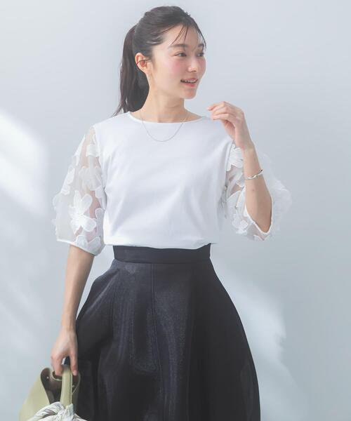 URBAN RESEARCH ROSSO WOMEN(アーバンリサーチ ロッソ)の「『WEB/一部店舗限定』フラワードッキングカットソー(Tシャツ/カットソー・レディース・イエロー/ホワイト/ブラック/グレー・FREE)」の11枚目の写真