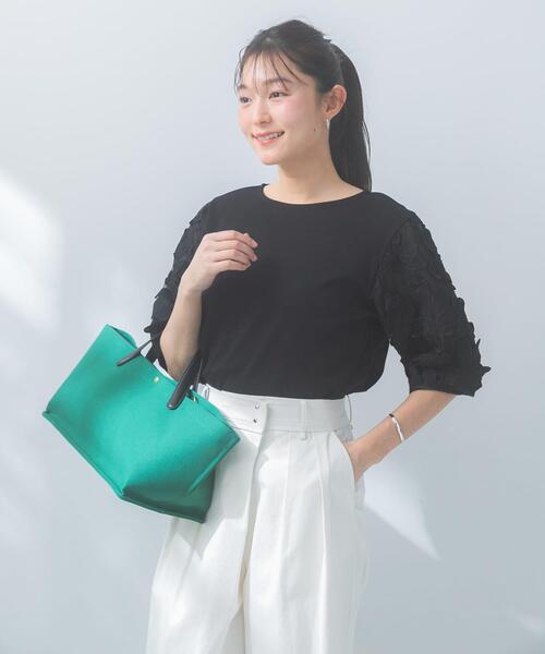 URBAN RESEARCH ROSSO WOMEN(アーバンリサーチ ロッソ)の「『WEB/一部店舗限定』フラワードッキングカットソー(Tシャツ/カットソー・レディース・イエロー/ホワイト/ブラック/グレー・FREE)」の17枚目の写真