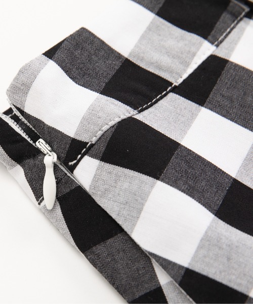 LA POMME petit(ラポミ・プチ)の「Contrast Plaid Pleated Skirt(スカート・レディース・ピンク/ブルー・SMALL/MEDIUM/LARGE)」の4枚目の写真