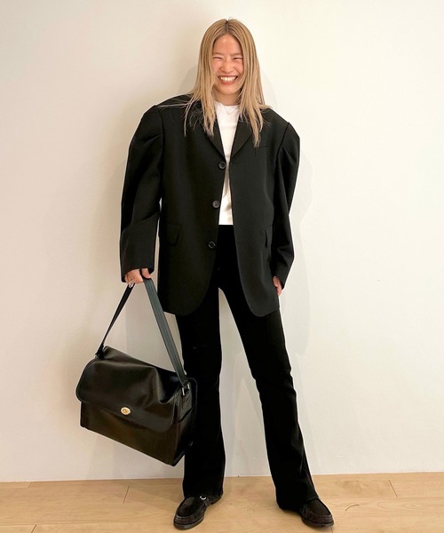 HOLIDAY(ホリデイ)の「WOOL TWILL PUFF JACKET ウールツイルパフジャケット(テーラードジャケット・レディース・ブラック・ONE SIZE)」の11枚目の写真