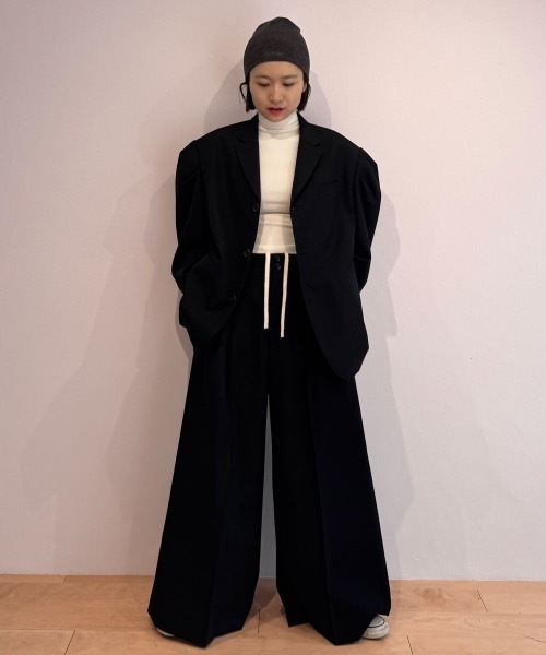 HOLIDAY(ホリデイ)の「WOOL TWILL PUFF JACKET ウールツイルパフジャケット(テーラードジャケット・レディース・ブラック・ONE SIZE)」の15枚目の写真