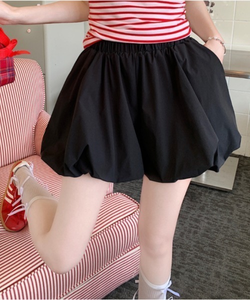 Vipoa(ヴィポア)の「バルーンデザインショートパンツ(その他パンツ・レディース・ブラック/ホワイト・FREE)」の15枚目の写真