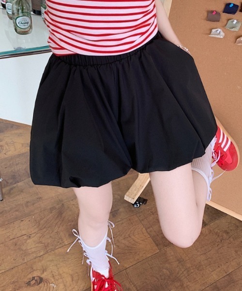 Vipoa(ヴィポア)の「バルーンデザインショートパンツ(その他パンツ・レディース・ブラック/ホワイト・FREE)」の17枚目の写真