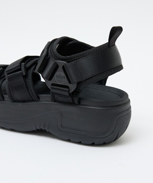 SHAKA(シャカ)の「【SHAKA】NEO BUNGY EVOL CHUNKY チャンキーソール ストラップサンダル / 厚底(サンダル・レディース・ベージュ/ブラック・M/S/L)」の12枚目の写真