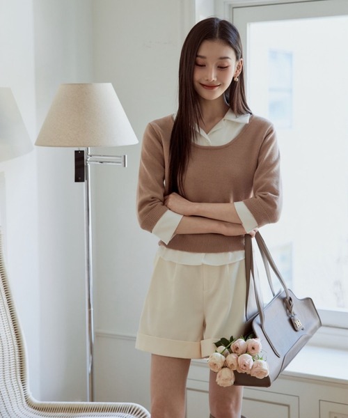 polaura(ポローラ)の「カーブストラクチャーショルダーバッグ(ショルダーバッグ・レディース・ブラック/グレイッシュベージュ・FREE)」の5枚目の写真