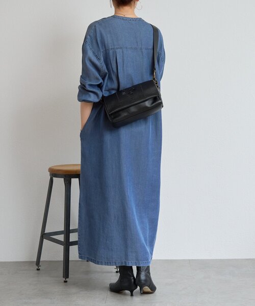 BEARDSLEY(ビアズリー)の「刺繍ボディバッグ《本革》(ショルダーバッグ・レディース・ブラック・FREE)」の20枚目の写真