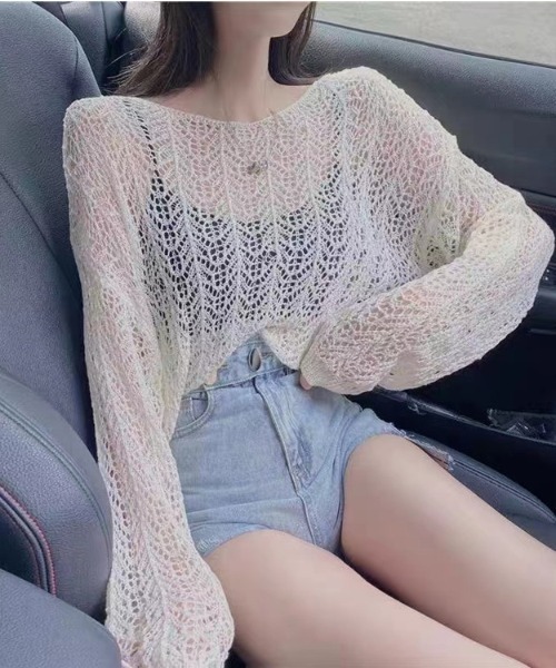 roomy(ルーミー)の「透かし編みゆるニット(ニット/セーター・レディース・ベージュ/オフホワイト/ブラック・FREE)」の4枚目の写真