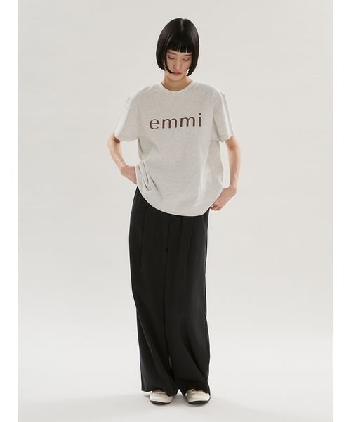 emmi（エミ）の「ベーシックemmiロゴTシャツ（Tシャツ/カットソー・レディース・ライトグレー/ホワイト/ピンク/ベージュ/チャコールグレー・F）」の10枚目の写真