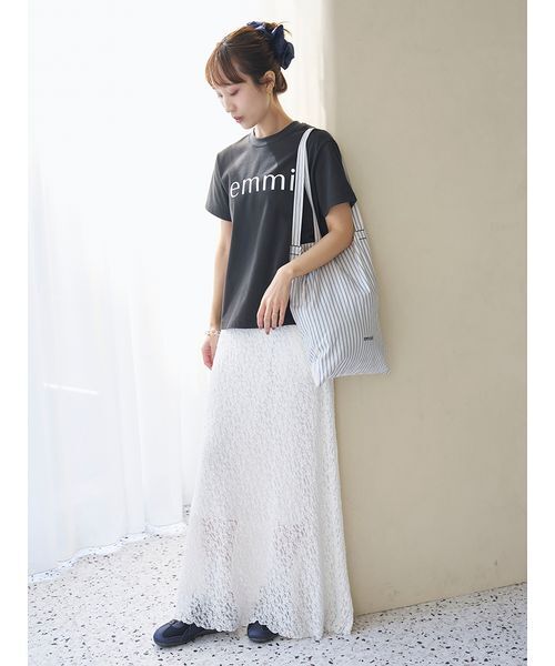 emmi（エミ）の「ベーシックemmiロゴTシャツ（Tシャツ/カットソー・レディース・ライトグレー/ホワイト/ピンク/ベージュ/チャコールグレー・F）」の21枚目の写真