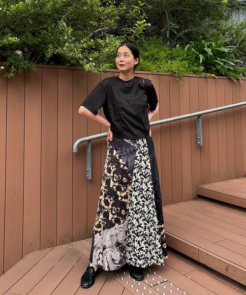 Ameri(アメリ)の「BACK OPEN SHINE TEE(Tシャツ/カットソー・レディース・ブラック/アイボリー・FREE)」の10枚目の写真