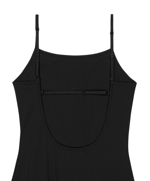 OJOS(オホス)の「Back Strap Flare Dress / Black(ワンピース・レディース・その他・1/2/3)」の5枚目の写真