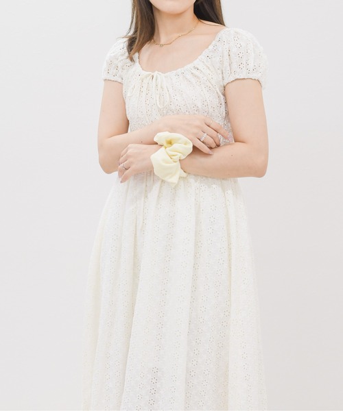 MISCH MASCH(ミッシュマッシュ)の「2026春夏新作 カットワークレースフレアワンピース(ワンピース・レディース・ホワイト・フリ-)」の3枚目の写真
