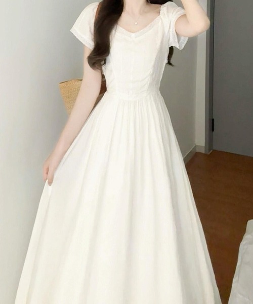 LUCPY(ラクピー)の「フレアスリーブワンピース(ワンピース・レディース・ホワイト・X-LARGE/LARGE/MEDIUM/SMALL)」の5枚目の写真