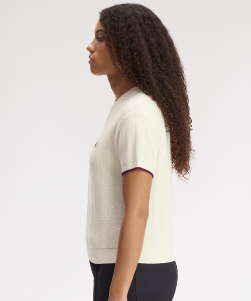 FRED PERRY(フレッドペリー)の「Textured Knitted T-Shirt/テクスチャードニットTシャツ(Tシャツ/カットソー・レディース・ベージュ・10/8)」の5枚目の写真