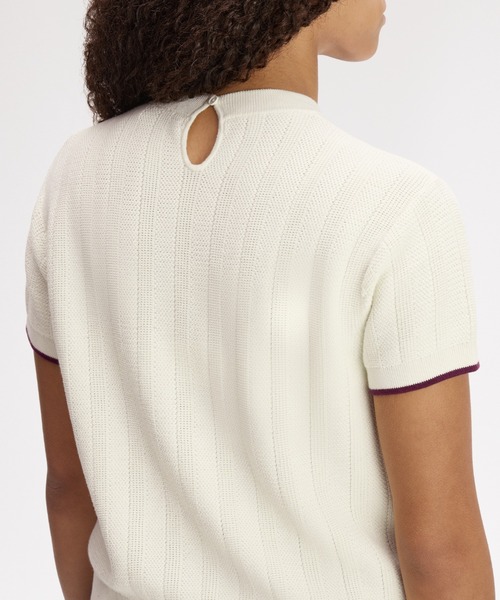 FRED PERRY(フレッドペリー)の「Textured Knitted T-Shirt/テクスチャードニットTシャツ(Tシャツ/カットソー・レディース・ベージュ・10/8)」の2枚目の写真