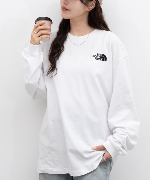 THE NORTH FACE(ザノースフェイス)の「THE NORTH FACE(ザ・ノースフェイス)/ESSENTIAL L/S R/TEE(Tシャツ/カットソー・レディース・ホワイト系その他/ブラック系その他・M/L/XL)」の8枚目の写真