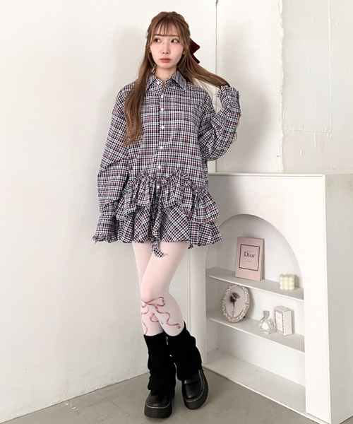 Loueme（ルエム）の「フリルチェックシャツチュニック（シャツ/ブラウス・レディース・レッド/ライトブルー/ブラック/ホワイト・FREE）」の3枚目の写真