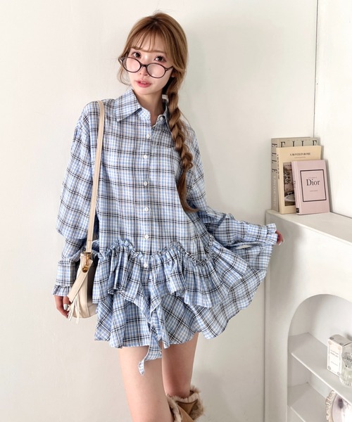 Loueme（ルエム）の「フリルチェックシャツチュニック（シャツ/ブラウス・レディース・レッド/ライトブルー/ブラック/ホワイト・FREE）」の6枚目の写真