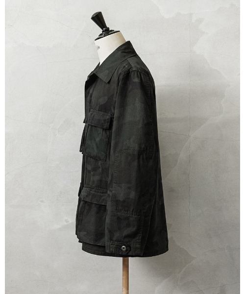 MILITARY(ミリタリー)の「実物 新品 デッドストック 米軍 BDU WOODLAND CAMO ジャケット 前期型 ノンリップ BLACK染め(ミリタリージャケット・メンズ・ブラック系その他・S-Regular)」の4枚目の写真