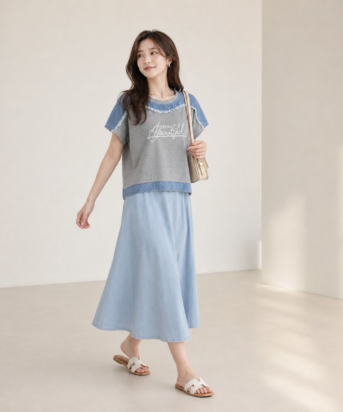 KONVINI（コンビニ）の「【KONVINI select】デニム切替 ロゴTシャツ 半袖 異素材ドッキング カジュアルトップス　ワンマイル　ラフ（Tシャツ/カットソー・レディース・グレー/ブラック・FREE）」の2枚目の写真