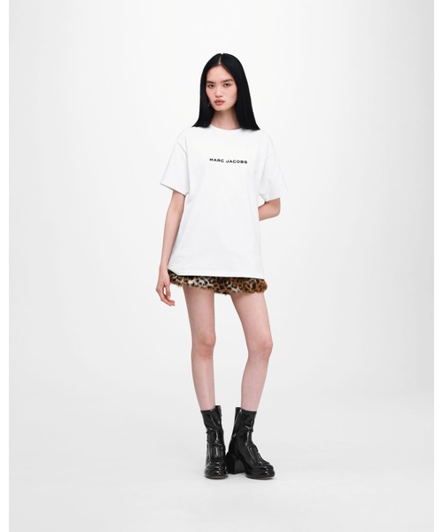 MARC JACOBS(マークジェイコブス)の「OVERSIZED RUNWAY BOW LOGO TEE/オーバーサイズド ランウェイ ボウ ロゴ ティー(Tシャツ/カットソー・レディース・ホワイト・M/S/XS)」の3枚目の写真