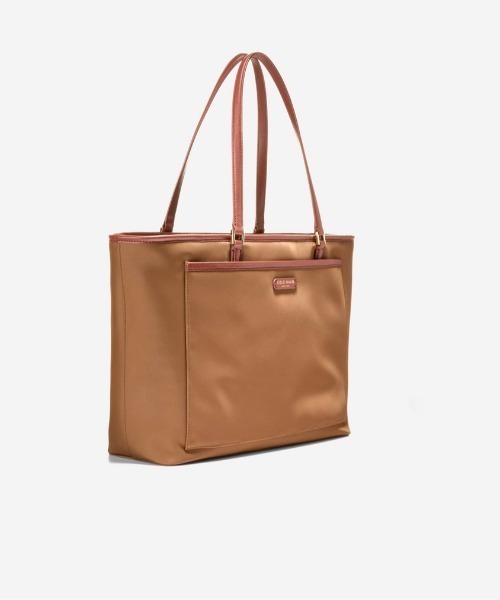 COLE HAAN（コールハーン）の「ザ エリーゼ ナイロン トート womens（トートバッグ・レディース・ブラウン・OSFA）」の3枚目の写真
