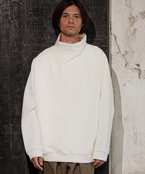 CAMBIO（カンビオ）の「mlt5817-ボトルネックラグランスリーブプルオーバー（Tシャツ/カットソー・メンズ・ホワイト/ブラック/グレイッシュベージュ・M/L/XL）」の4枚目の写真