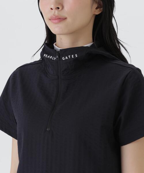 PEARLY GATES(パーリーゲイツ)の「【PEARLY GATES】ハイゲージ圧縮サッカー半袖ハーフジップフーディプルオーバー(Tシャツ/カットソー・レディース・ネイビー/ホワイト・MEDIUM/SMALL/LARGE)」の15枚目の写真