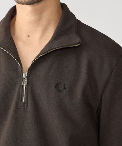 FRED PERRY(フレッドペリー)の「【SHIPS別注】FRED PERRY: ハーフジップ スウェット(スウェット・メンズ・ブラック/ブラウン/サックスブルー・SMALL/MEDIUM/LARGE/X-LARGE)」の8枚目の写真