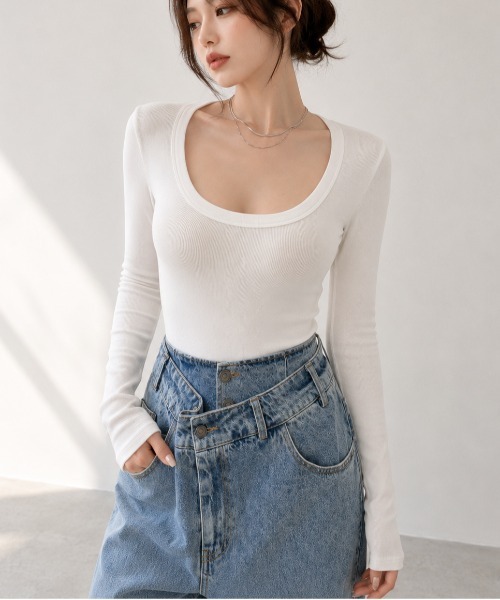 center i（センターアイ）の「美シルエットコンパクトカットソー（Tシャツ/カットソー・レディース・ホワイト/ブラック・FREE）」の6枚目の写真