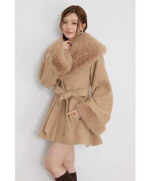 rienda（リエンダ）の「【AW先行アイテム】ポンチョ風ウールミニコート 秋服 冬服（ポンチョ・レディース・アイボリー/ブラック/キャメル・SMALL/MEDIUM）」の4枚目の写真