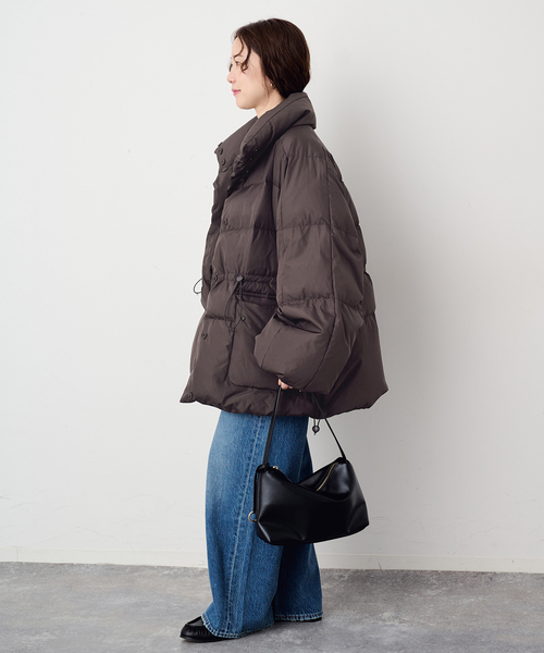 SLOBE IENA(スローブイエナ)の「パウダータフタ撥水リバーシブルアウター(ダウンジャケット/コート・レディース・ブラック/ベージュ/ブラウン・38/36)」の7枚目の写真