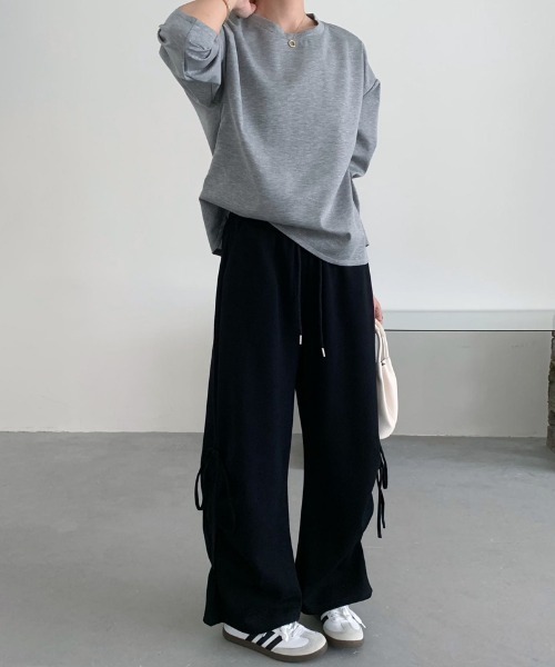 COCOMOMO(ココモモ)の「【カラー×サイズ展開あり】サイドギャザーリボンスウェットパンツ リボン スウェット パンツ ワイド スウェットパンツ ワイドパンツ イージーパンツ リボンパンツ(スウェットパンツ・レディース・ダークグレー/ブラック/グレー/ライトグレー・XL/L/M/S)」の20枚目の写真