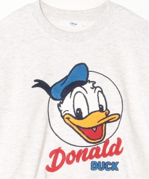 Disney(ディズニー)の「【DISNEY/ディズニー】ミッキー・ミニー・ドナルド・デイジー キャラクター サガラ刺繍 裏毛クルーネックスウェット(WIDEシルエット)(スウェット・レディース・パープル/スミクロ/オートミール/ライトピンク・LARGE/MEDIUM)」の7枚目の写真