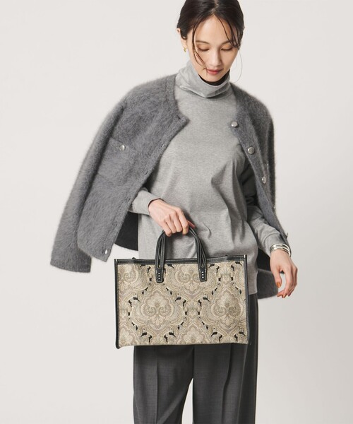 A VACATION(アヴァケーション)の「<A VACATION>BREAD M トートバッグ(トートバッグ・レディース・ブラック/ベージュ/ダークブラウン・FREE)」の4枚目の写真