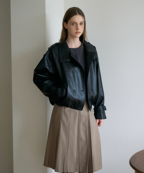 DEHEVE（デヘヴェ）の「Double High-neck Leather Jumper [Black]（ライダースジャケット・レディース・ブラック・OS）」の2枚目の写真