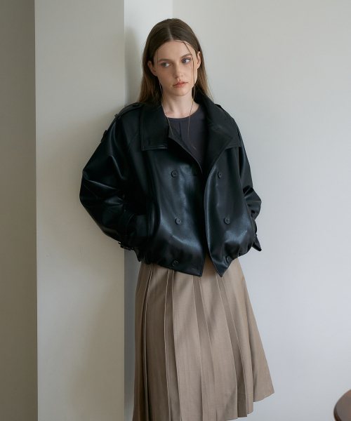 DEHEVE（デヘヴェ）の「Double High-neck Leather Jumper [Black]（ライダースジャケット・レディース・ブラック・OS）」の3枚目の写真