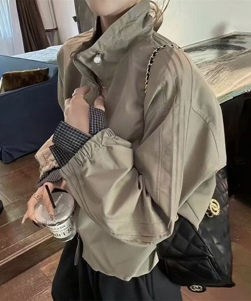 WESTSEA(ウエストシー)の「チェック柄 袖口切替 スタンドカラー ボリュームスリーブ ショートブルゾン(ブルゾン・レディース・ベージュ/ネイビー・L/M)」の2枚目の写真