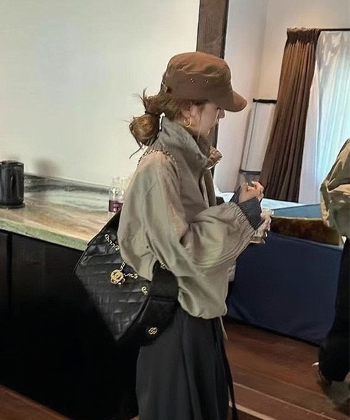 WESTSEA(ウエストシー)の「チェック柄 袖口切替 スタンドカラー ボリュームスリーブ ショートブルゾン(ブルゾン・レディース・ベージュ/ネイビー・L/M)」の6枚目の写真