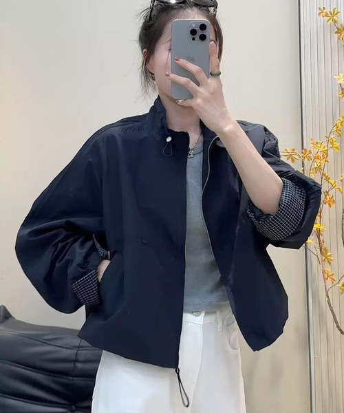 WESTSEA(ウエストシー)の「チェック柄 袖口切替 スタンドカラー ボリュームスリーブ ショートブルゾン(ブルゾン・レディース・ベージュ/ネイビー・L/M)」の14枚目の写真