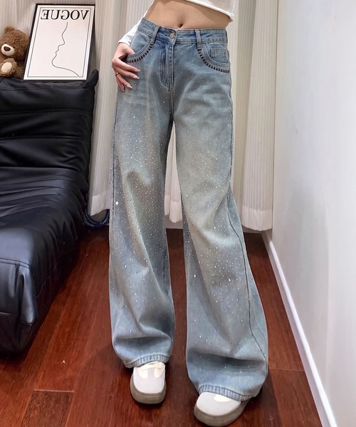 BLoomMe(ブルームミー)の「きらめきを散りばめた、ラインストーンワイドデニムパンツ(デニムパンツ・レディース・ネイビー・M)」の3枚目の写真