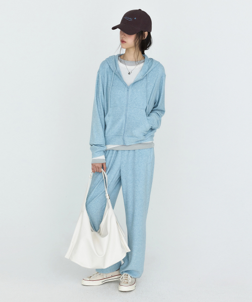MONGDOL(モンドル)の「ソフトエッセンシャルバンディングジョガーパンツ ブルー MDPT090BLUE(スウェットパンツ・レディース・その他・F)」の4枚目の写真