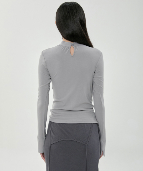 FLAREUP(フレアアップ)の「ドレープモックネック長袖 (FL-182_Gray)(Tシャツ/カットソー・レディース・グレー・OS)」の5枚目の写真