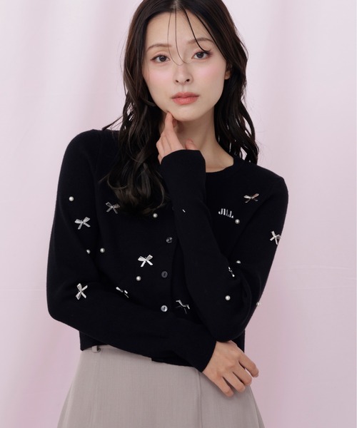 JILL by JILL STUART(ジルバイジルスチュアート)の「リボントッピングカーディガン(ニット/セーター・レディース・ピンク/ブラック/ホワイト・FREE)」の5枚目の写真