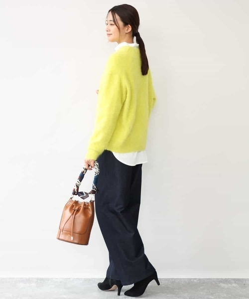 MK MICHEL KLEIN(エムケーミッシェルクラン)の「ブラッシュウール Vネックニットカーディガン(カーディガン/ボレロ・レディース・グレー/レモンイエロー・38)」の8枚目の写真