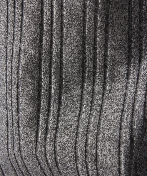 HARE(ハレ)の「2ピースベロアキャミリブカットソー(HARE)(キャミソール・レディース・ブラウン/ネイビー・FREE)」の10枚目の写真