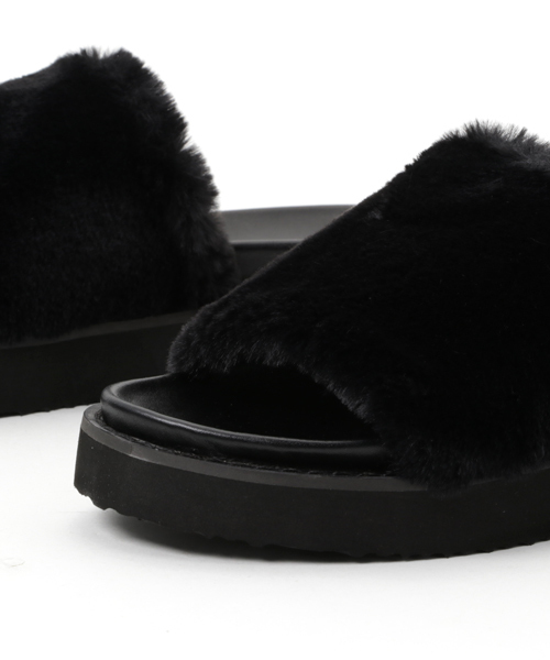 MOUSSY（マウジー）の「FUR FLAT SANDALS（サンダル・レディース・ボルドー/ブラック・LARGE/SMALL/MEDIUM）」の6枚目の写真