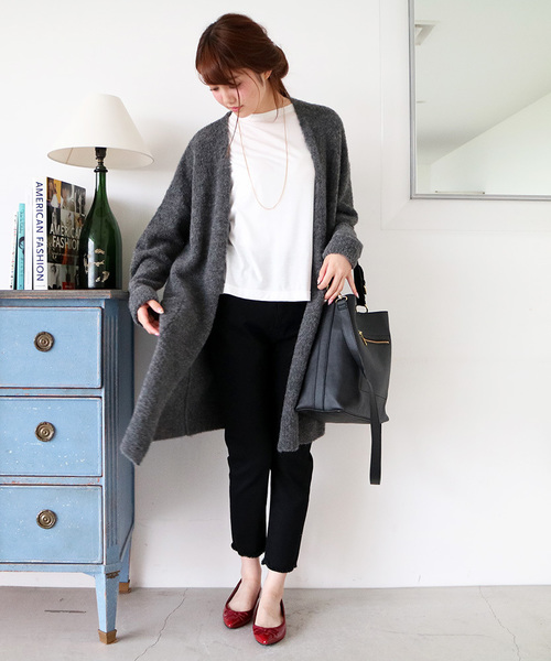 N.(N. Natural Beauty Basic)(エヌエヌナチュラルビューティーベーシック)の「アルパカブークレーカーディガン(カーディガン/ボレロ・レディース・ホワイト/グレー系その他/ベージュ/グレー・MEDIUM)」の3枚目の写真