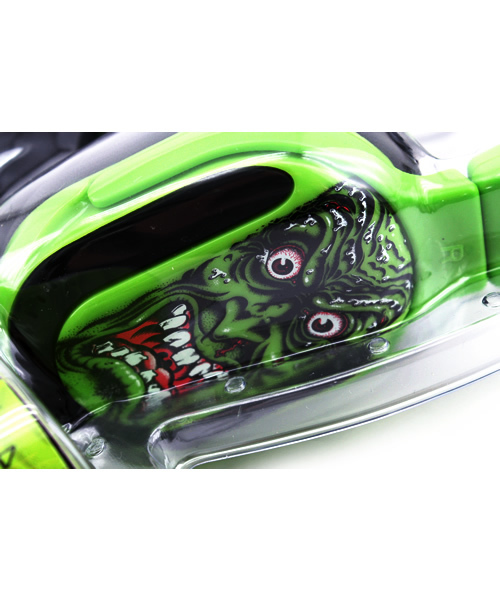 BEAMS（ビームス）の「SKULL CANDY×SANTA CRUZ / ROB FACE（生活家電  