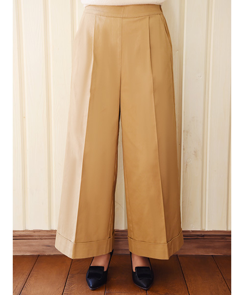 Luz Llena (philter)（ラズレナ　フィルター）の「ロールアップ・チノワイドパンツ（チノパンツ・レディース・ベージュ/ネイビー・MEDIUM）」の6枚目の写真